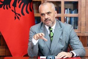 I socialisti vincono in Albania e puntano a convincere l’Ue
