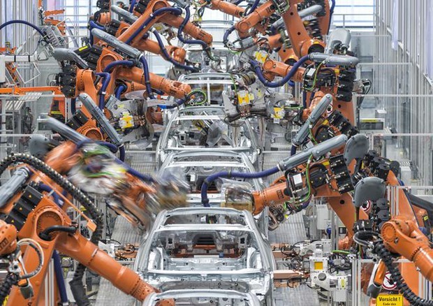 Mercato auto, Fca corre in Borsa