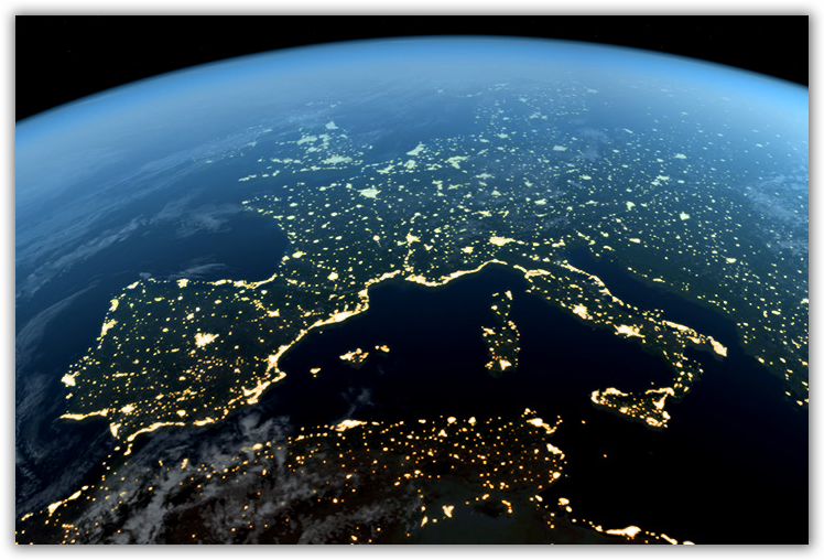 Agcom: il 60% degli italiani usa Internet, penultimi in Europa