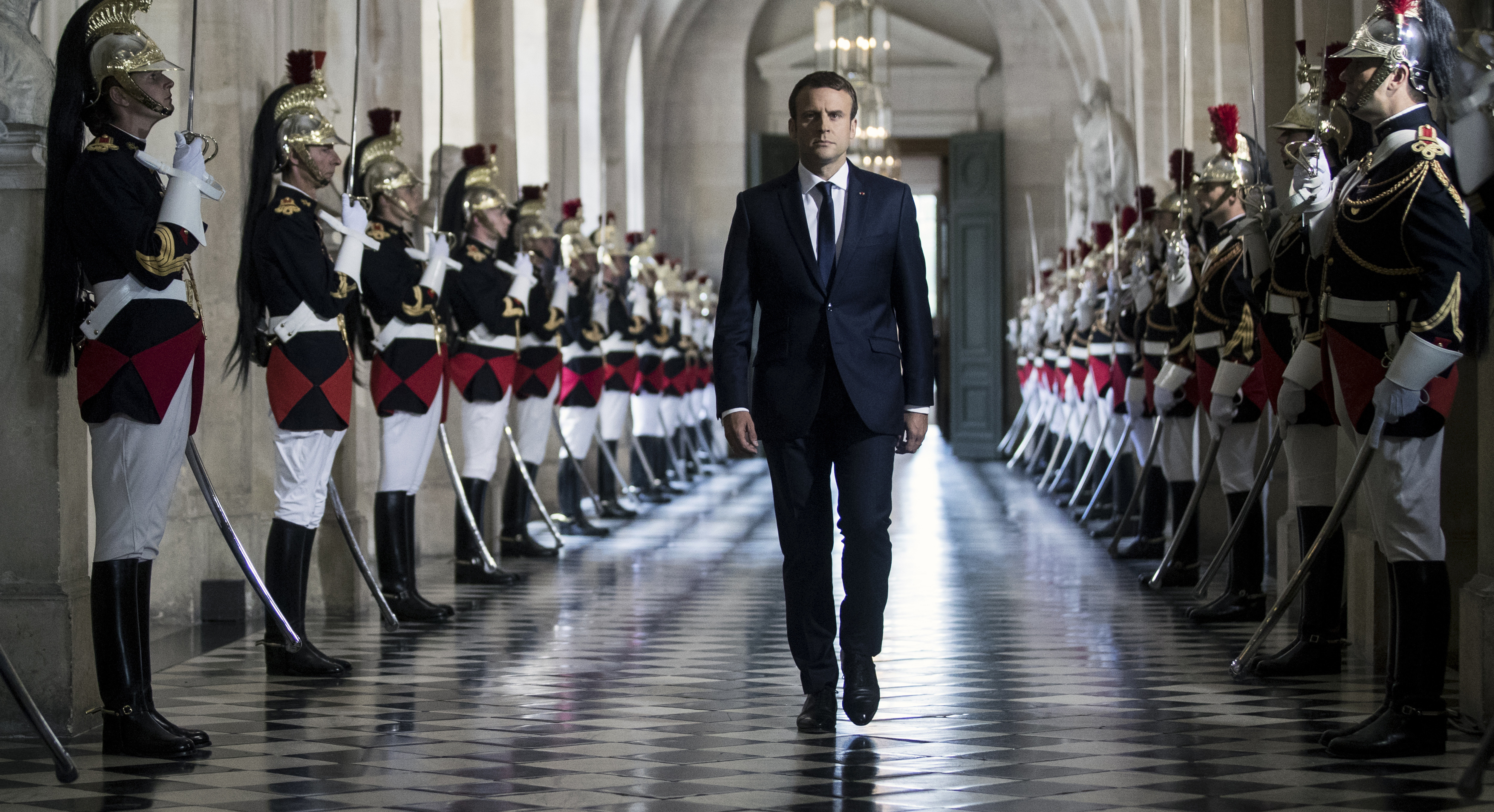 La République “contractuelle” di Emmanuel Macron