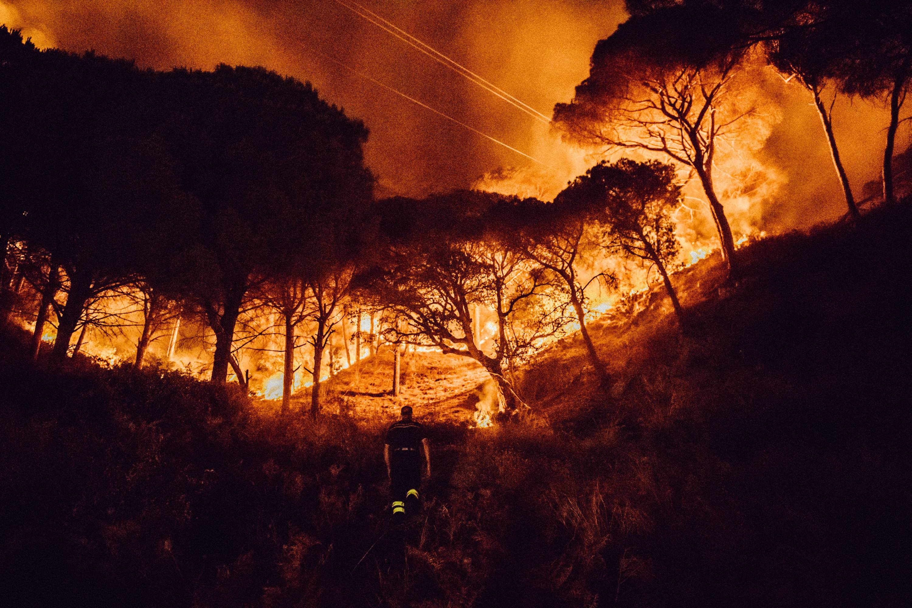 Un Paese in fumo