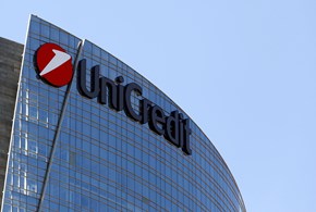 Correntisti nel mirino di Stato e multinazionali
