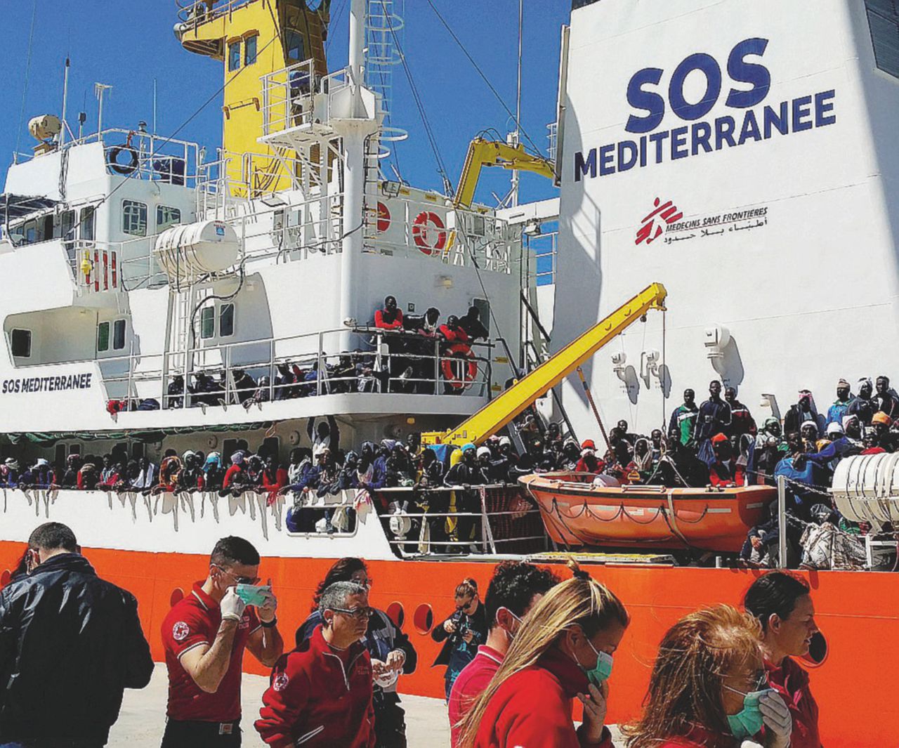 Migranti: ecco il Codice Viminale, 13 impegni per le Ong
