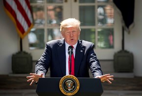 Est Europa: a che gioco sta giocando Donald Trump?
