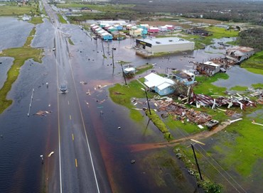 Usa: Furia Harvey, Houston devastata