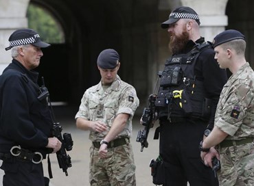 Attentato a Londra, due arresti: uno è un rifugiato siriano