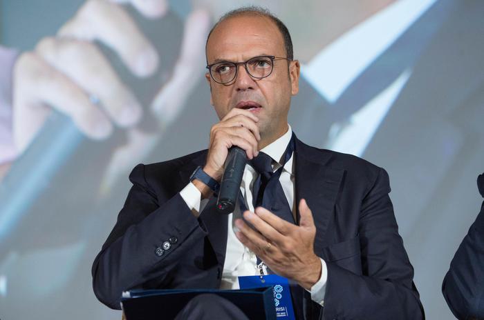 Alfano: “Espulso l’ambasciatore della Corea del Nord”