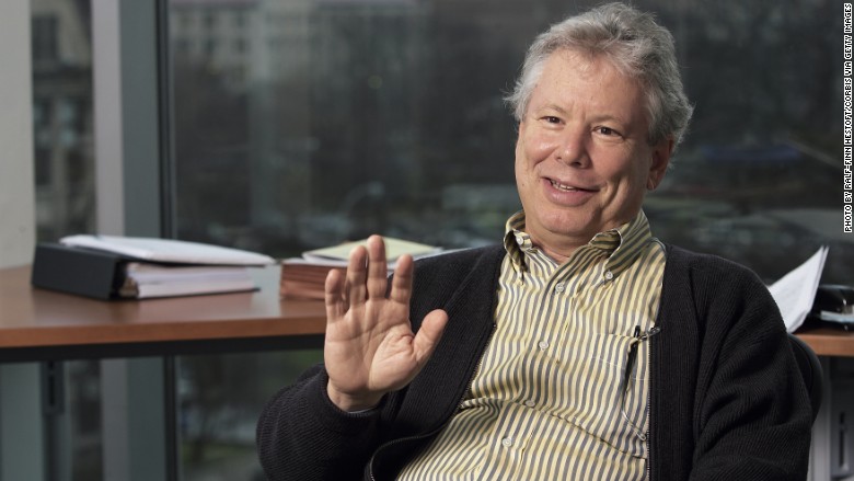 Nobel per l’Economia a Thaler e alla sua “teoria del pungolo”