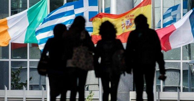 Fuga degli italiani all’estero: +15% nel 2016