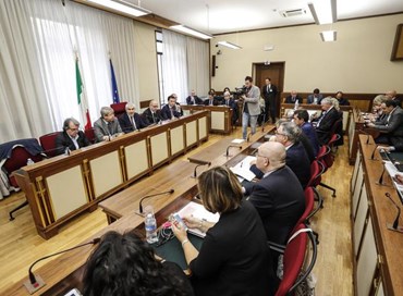 Banche: scontro Consob-Bankitalia