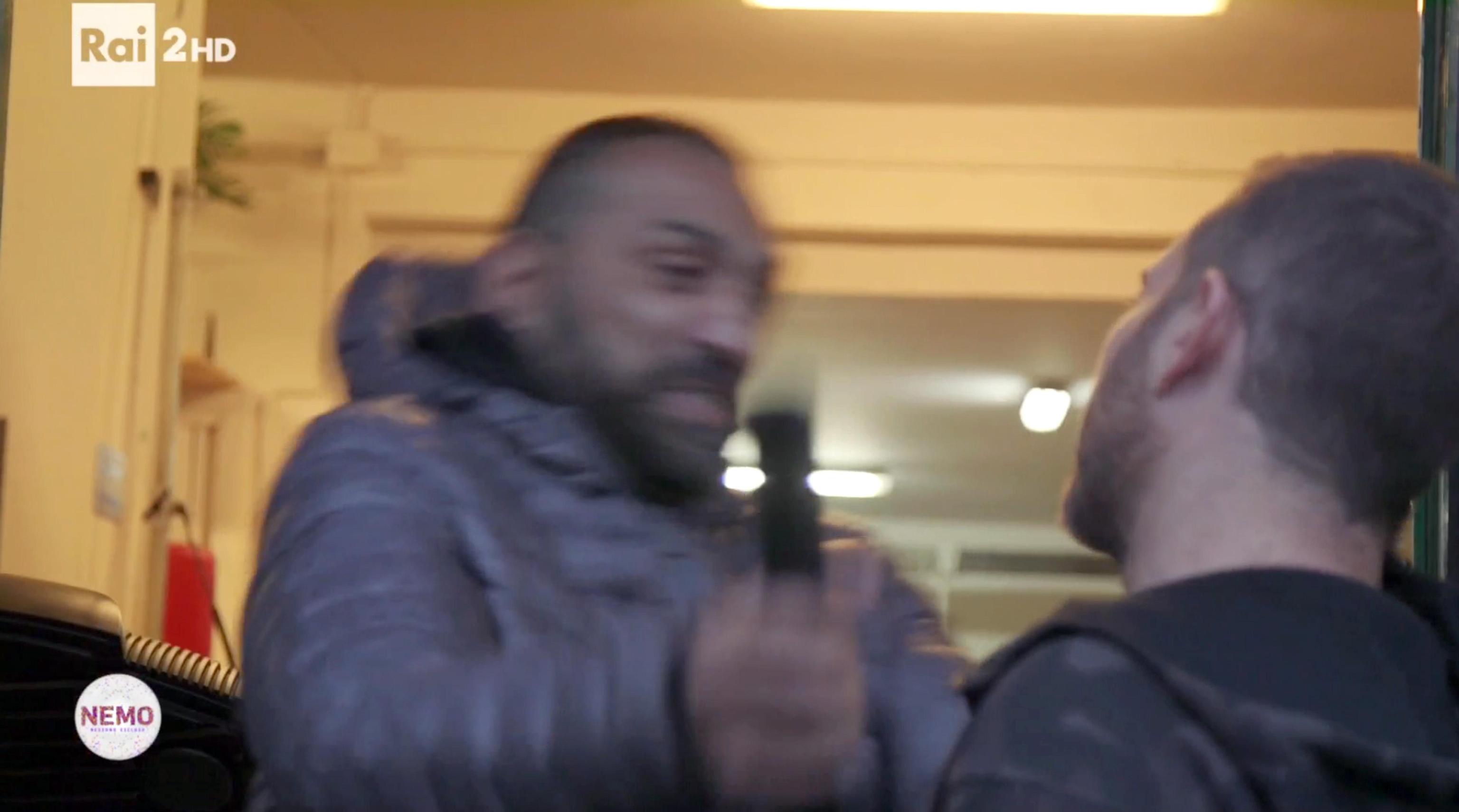 Aggressione di Ostia: la vita in diretta