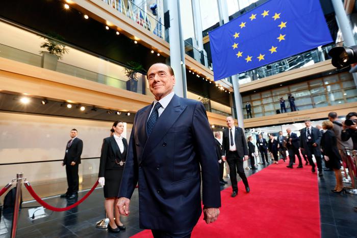 Strasburgo, aula strapiena per l’udienza sul Cav