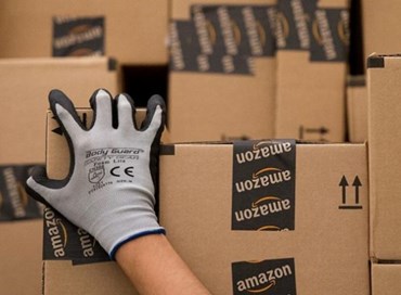 Sciopero di Amazon a Piacenza proprio durante il Black Friday