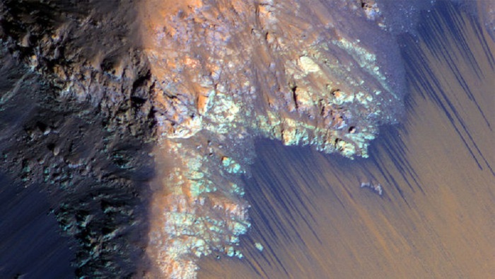 Nature Geoscience: su Marte meno acqua del previsto