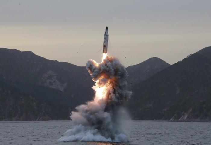 Corea Nord: Kim minaccia gli Usa. Trump: “Subito sanzioni”