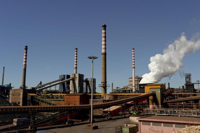 Ilva: Calenda incontra il sindaco di Taranto Melucci