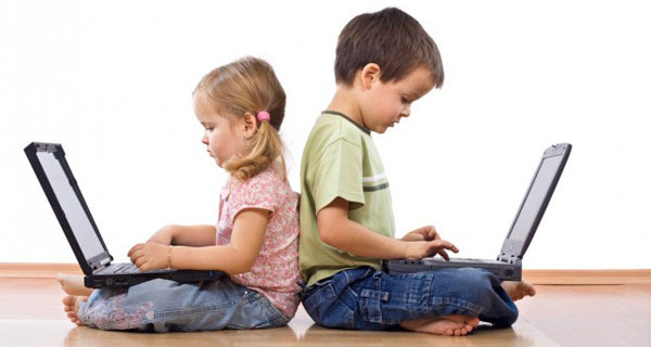 Unicef: un utente di Internet su tre è un bambino