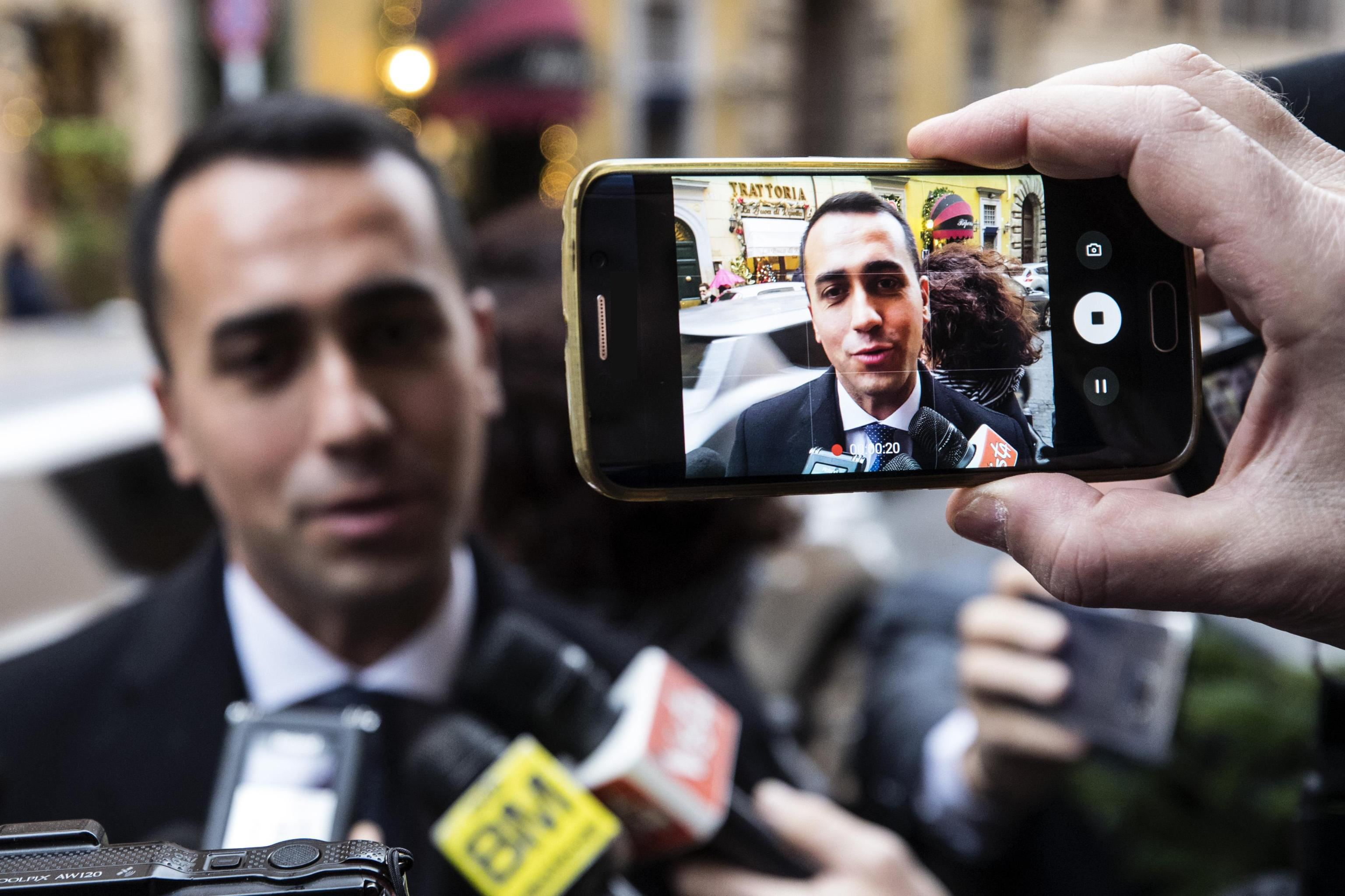 L’eterna lotta dei grillini con i numeri