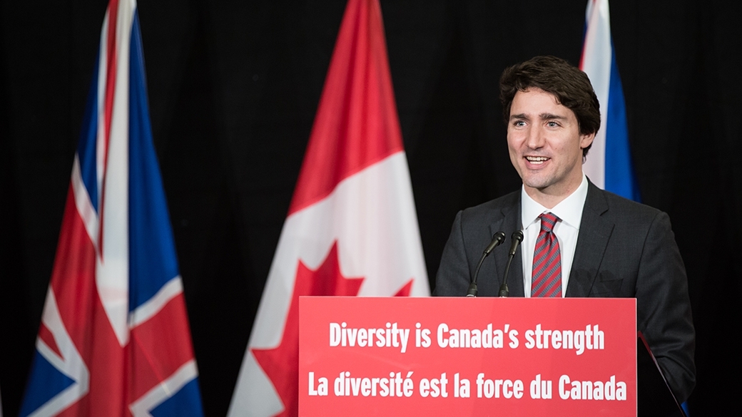 Multiculturalisti che lavorano per indebolire la civiltà occidentale