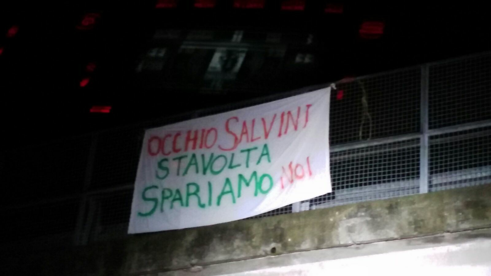 Violenza su Salvini: la sinistra si scansa