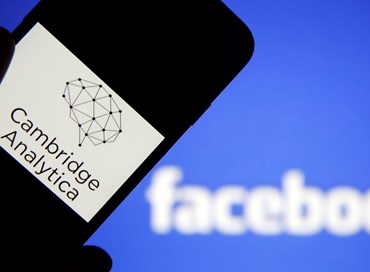 Cambridge Analytica, violati account italiani