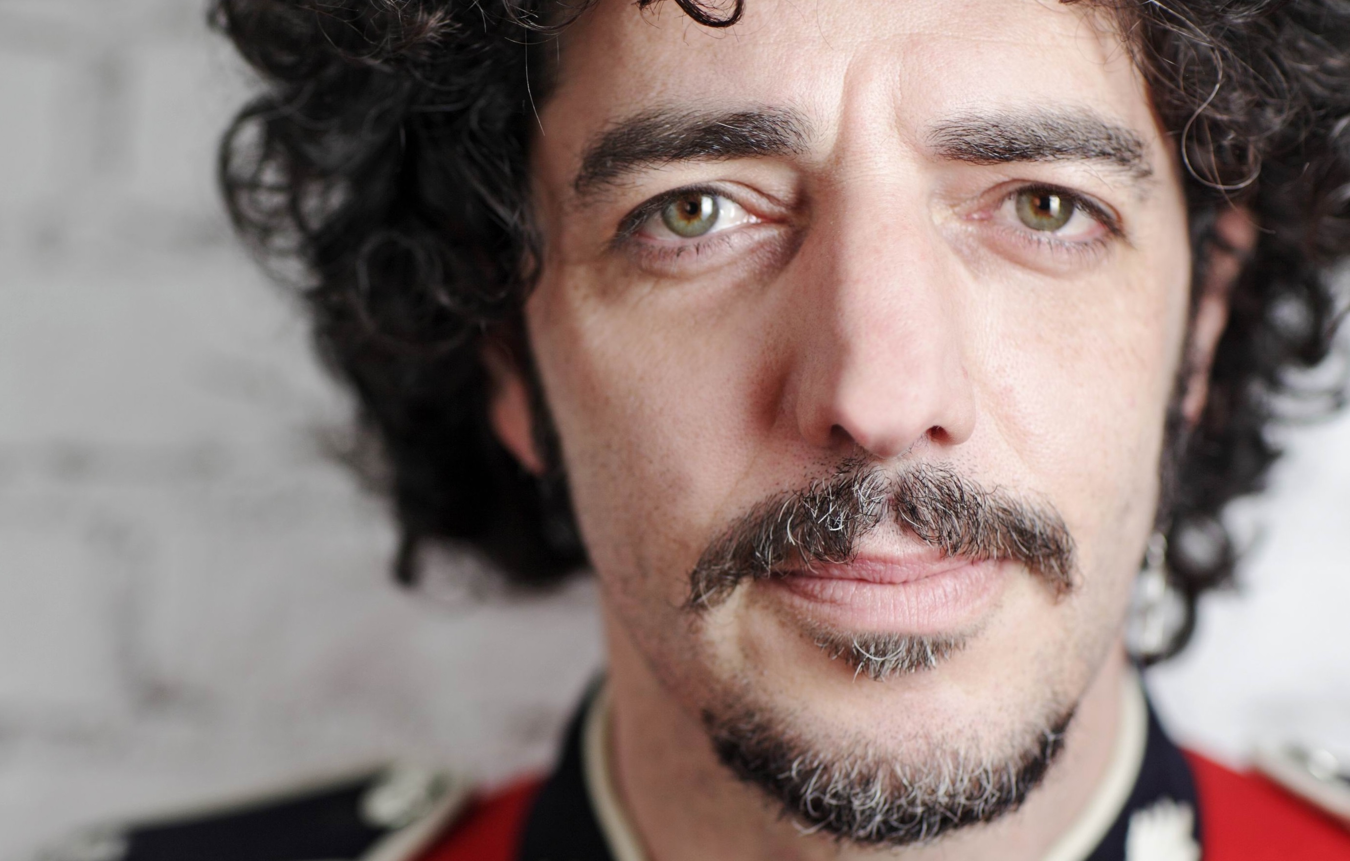 Max Gazzè al primo posto tra i vinili