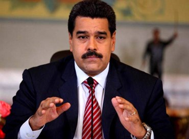 Venezuela, Maduro convoca le presidenziali il 22 aprile