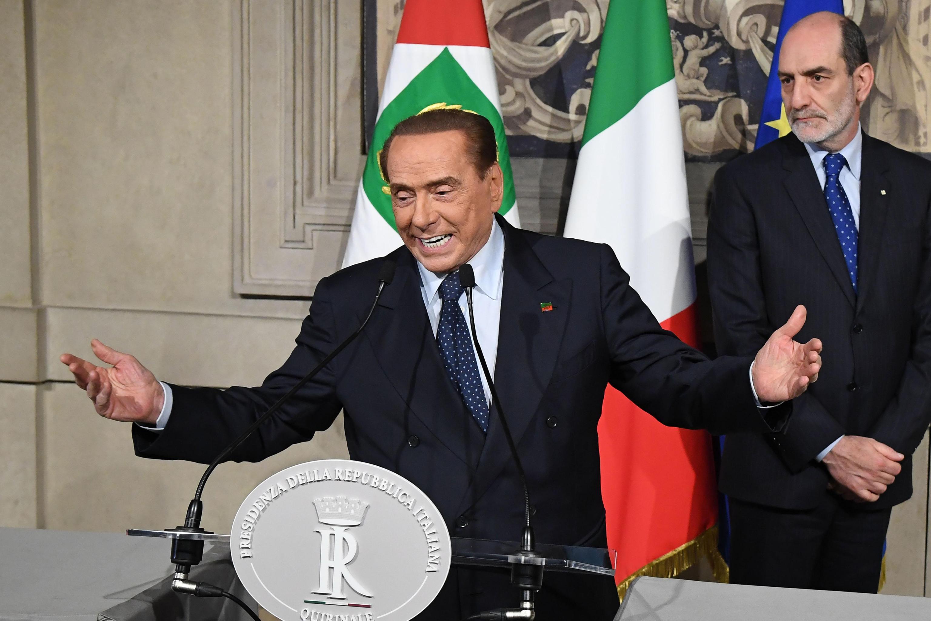 Il dito di Berlusconi nella piaga