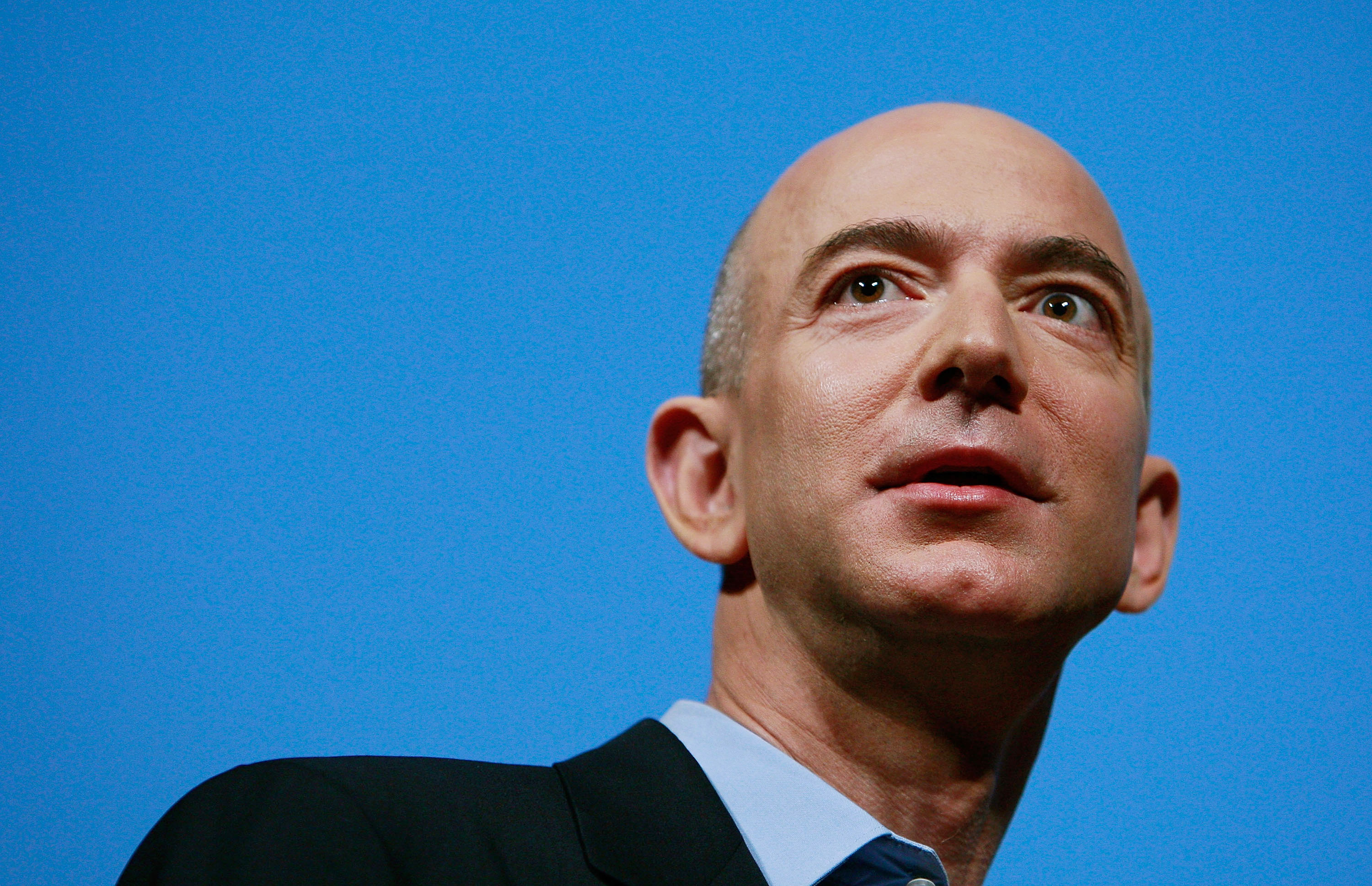 Forbes incorona Jeff Bezos come re dei Paperoni mondiali 