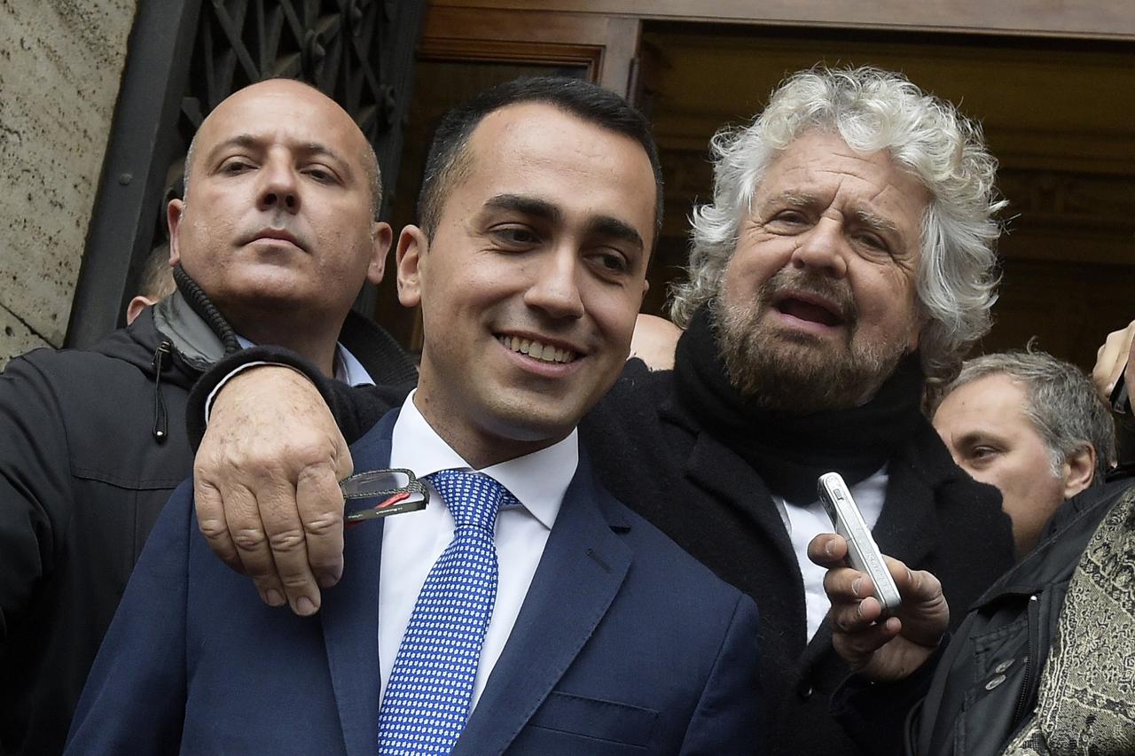 Grillo/Di Maio: eurodivisi