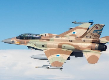 Israele, raid aerei sulla Siria: quindici morti