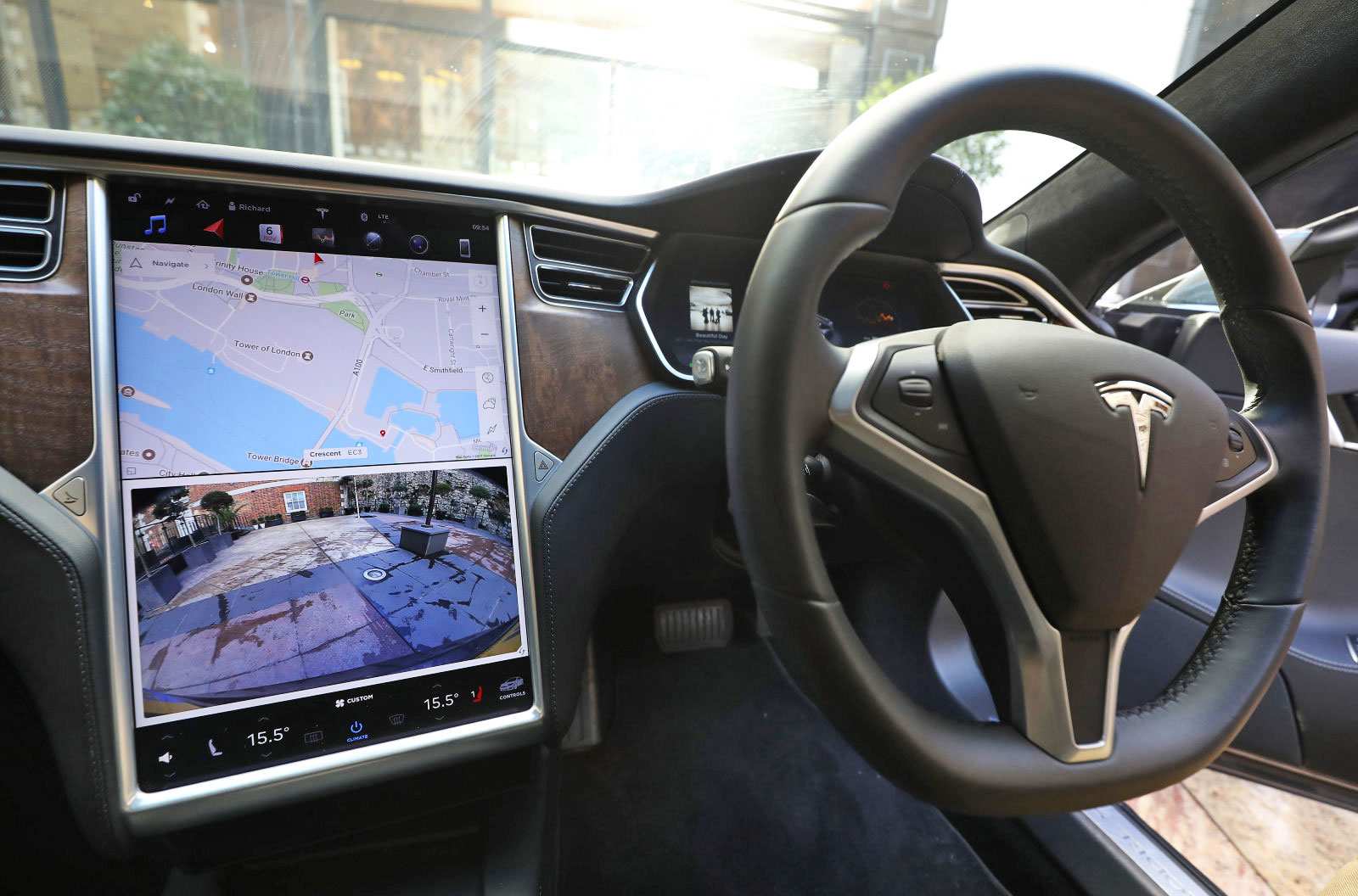 Tesla: nuovo grave incidente, un morto in Svizzera 