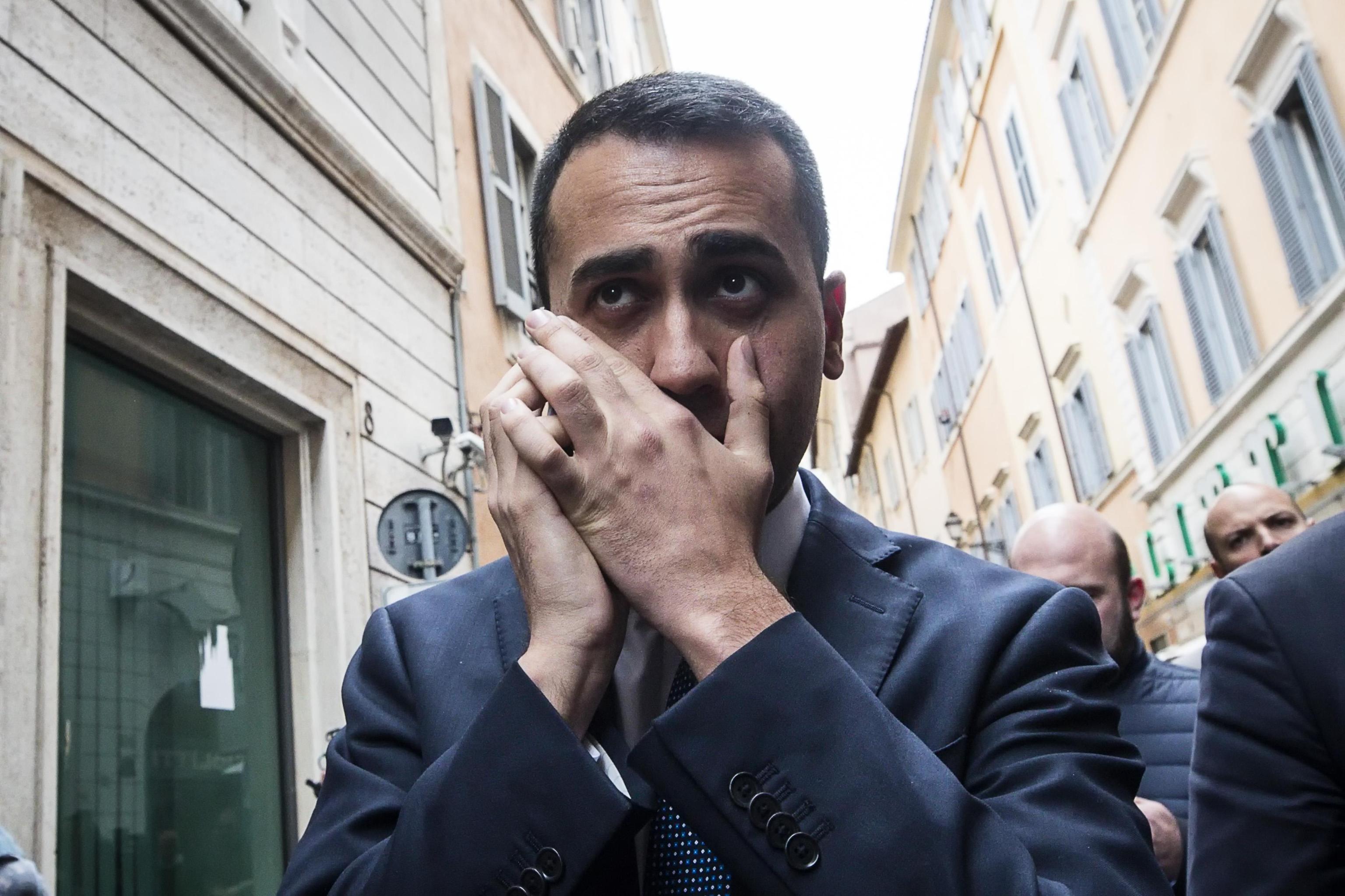Di Maio, Rousseau e “I testimoni di Genova”