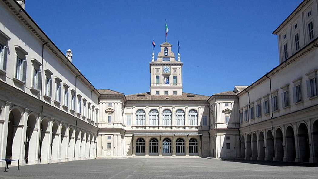 Un premier in leasing, insidia per Mattarella