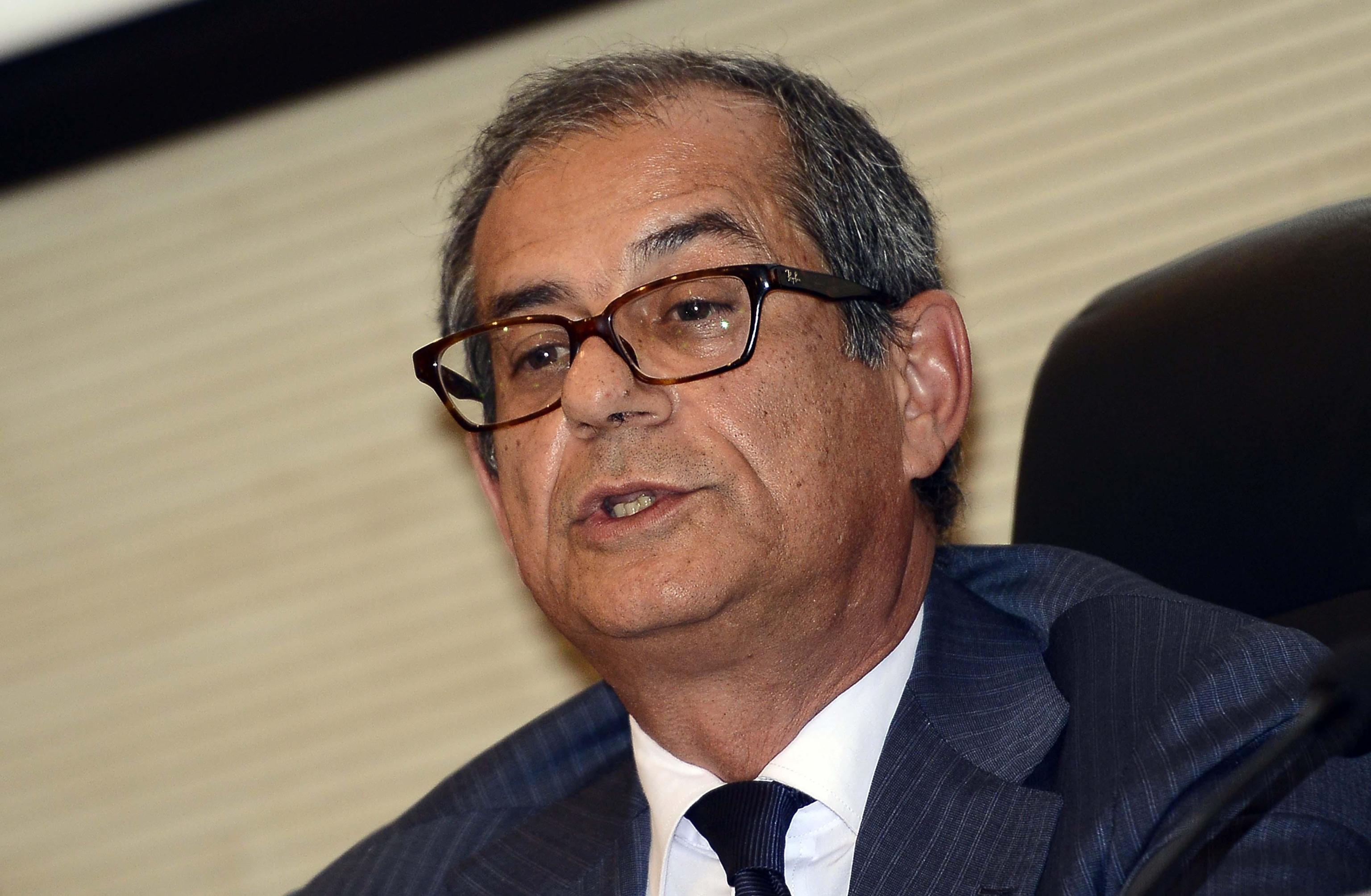 Iva, flat tax, i nodi e le scelte politiche