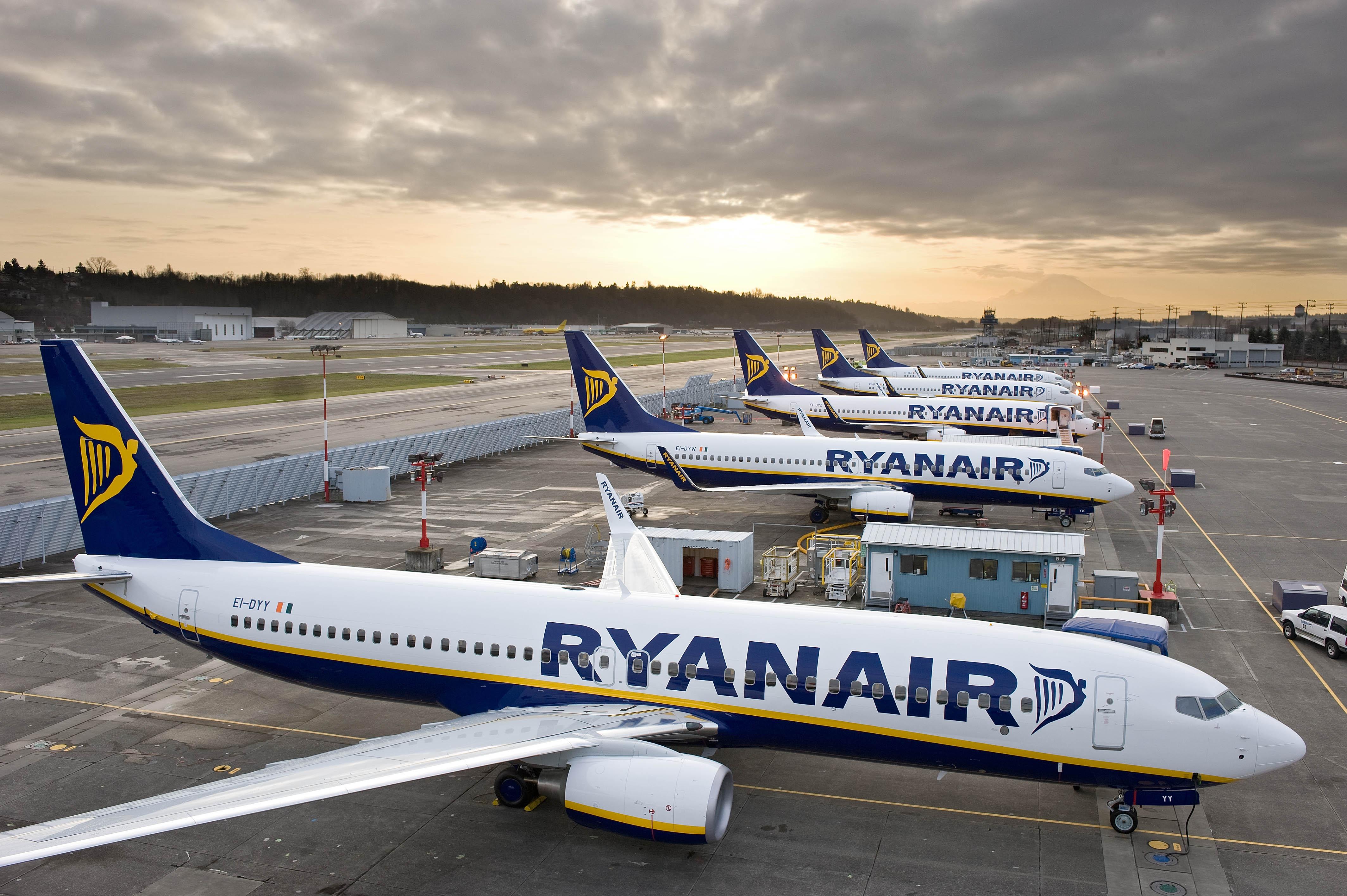 Ryanair firma con Anpac-Anpav, ma sindacati insorgono