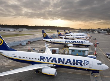 Ryanair firma con Anpac-Anpav, ma sindacati insorgono