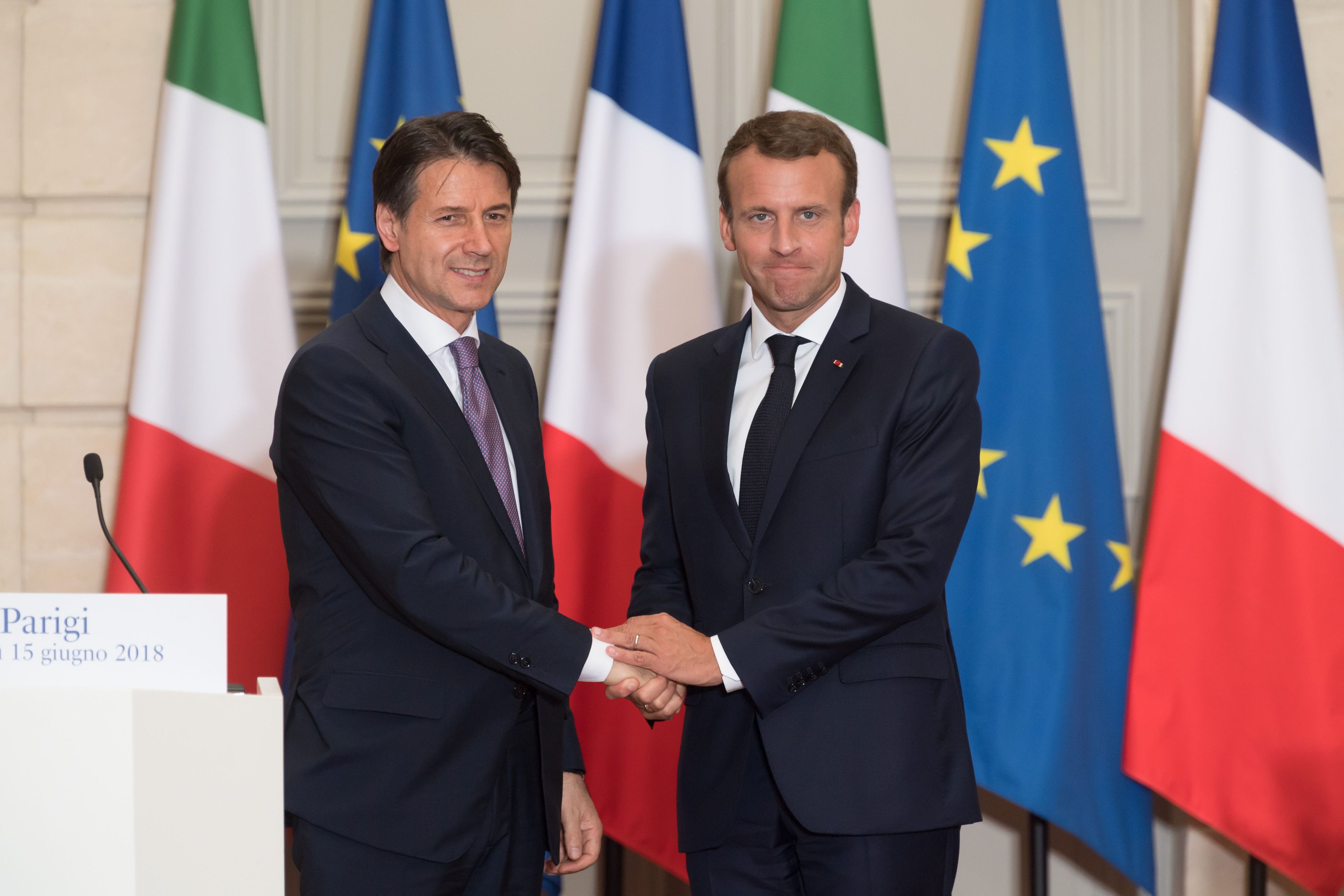 Migranti, l’incontro segreto tra Conte e Macron