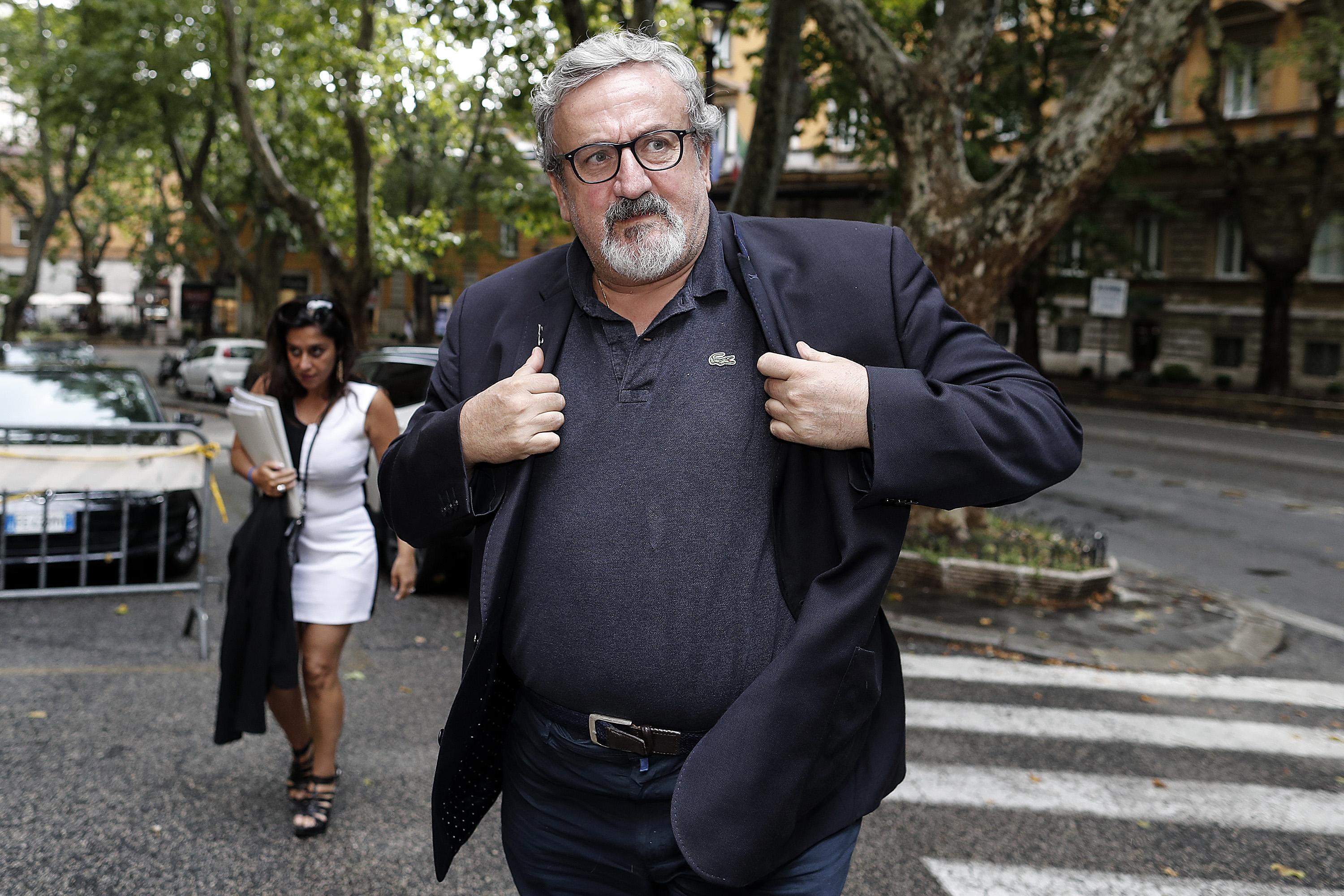 Consulta: legittimi i divieti per le toghe nei partiti 