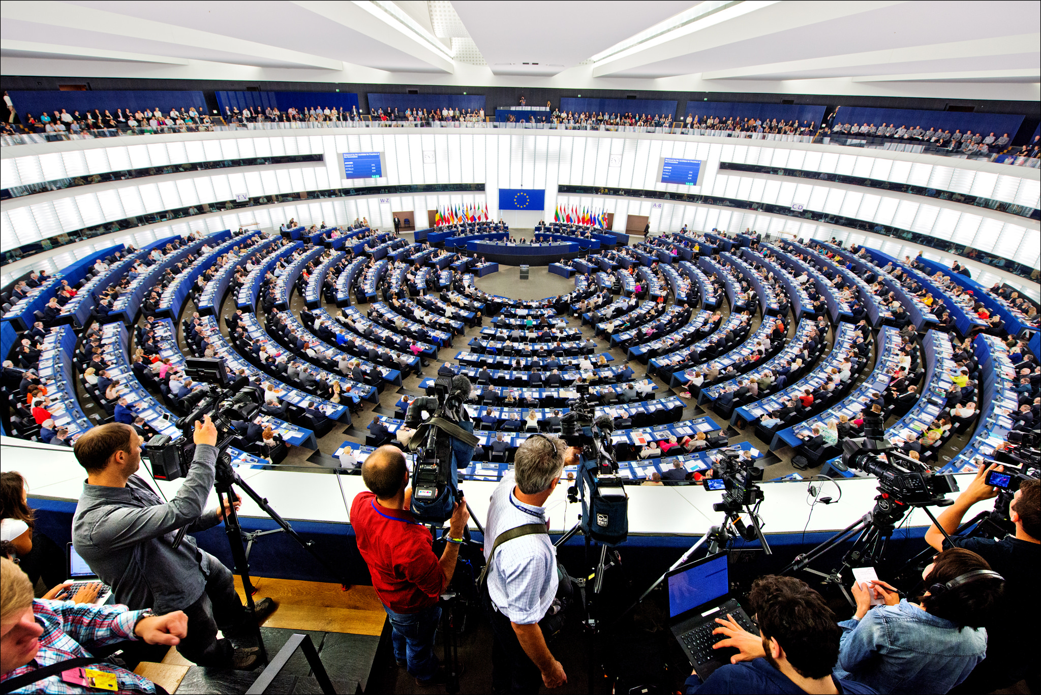 Parlamento Ue, rinviata la riforma del copyright
