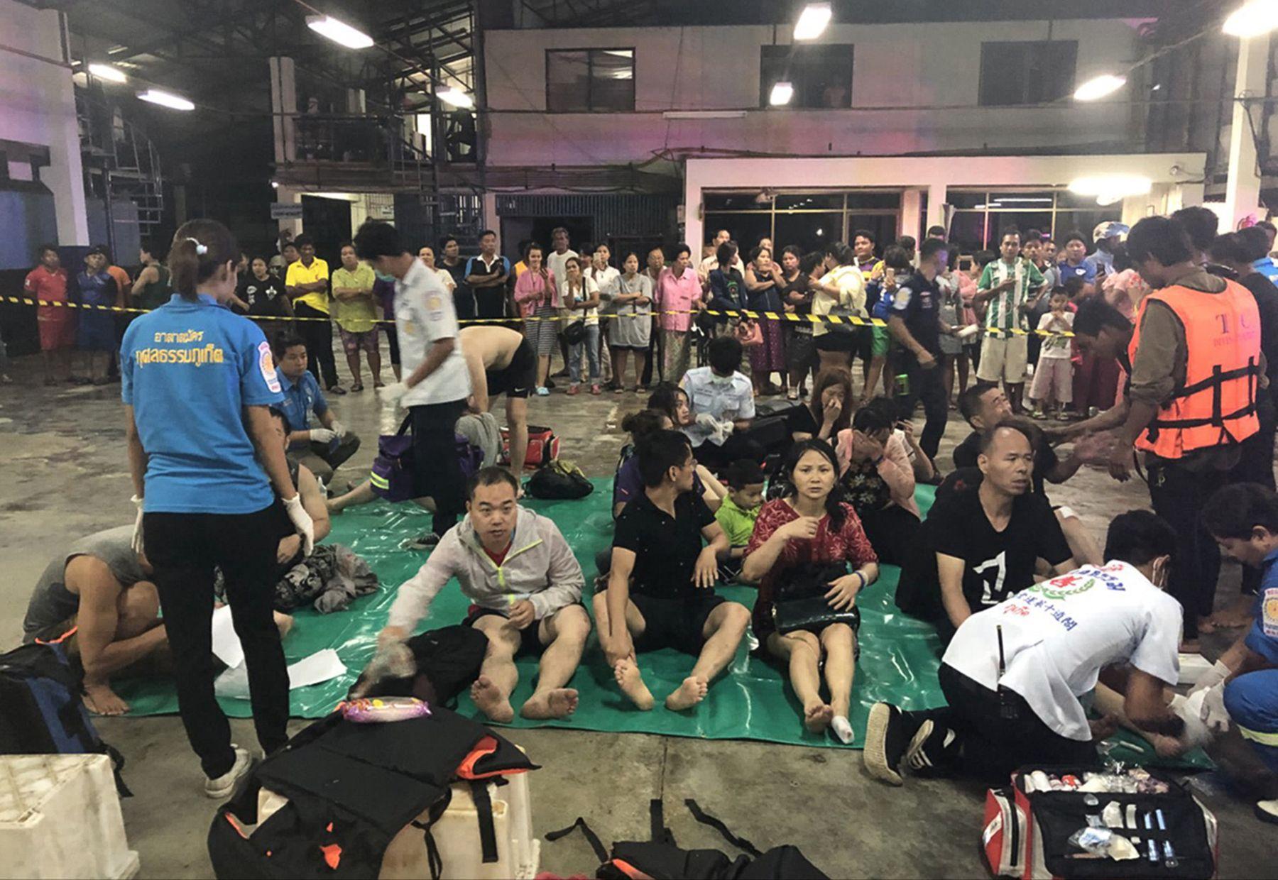 Thailandia, affonda un traghetto: quaranta le vittime