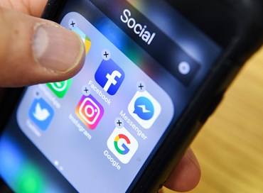 I giganti del web e la fake news della censura europea