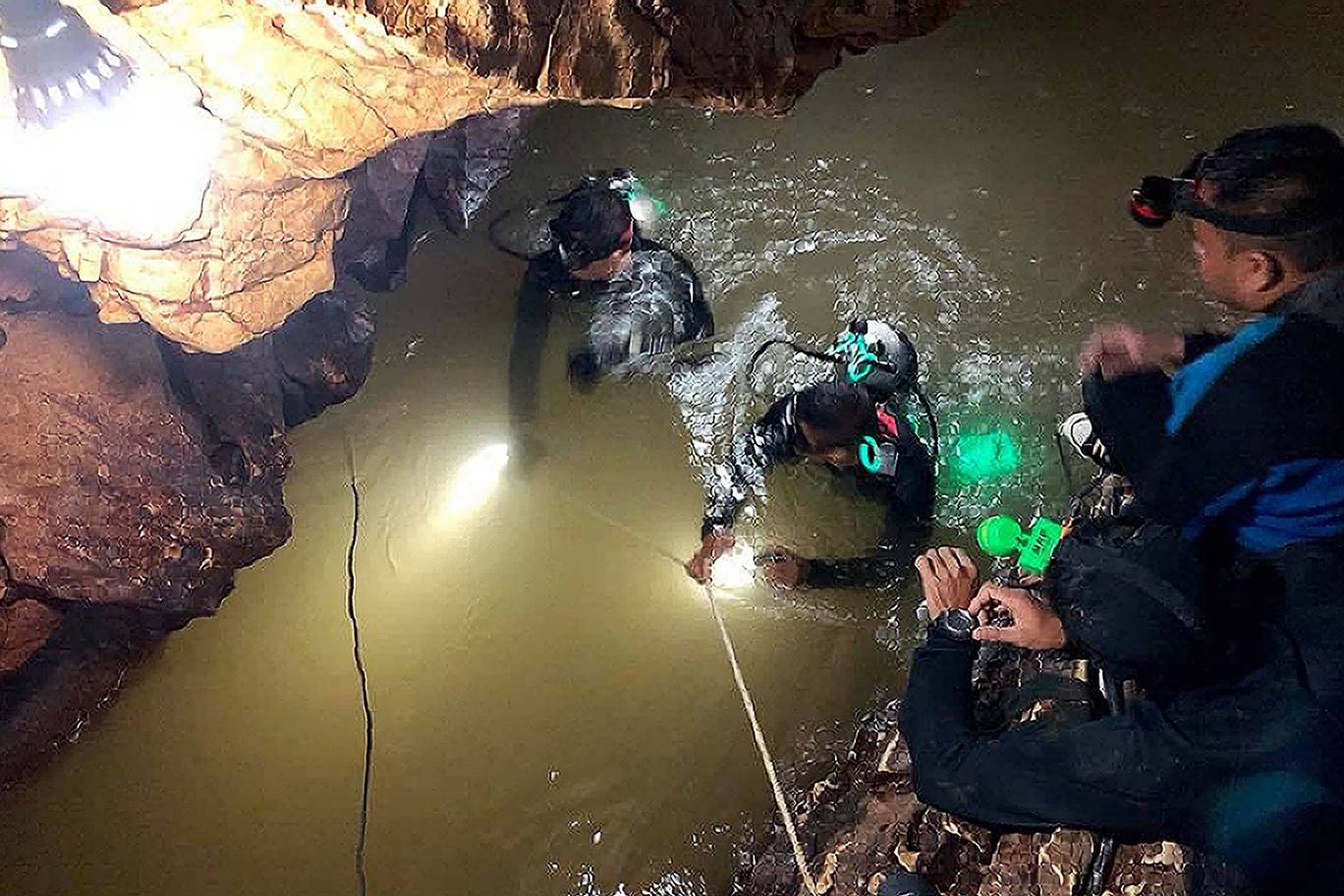Thailandia, tutti i salvi i 12 ragazzi e l’allenatore