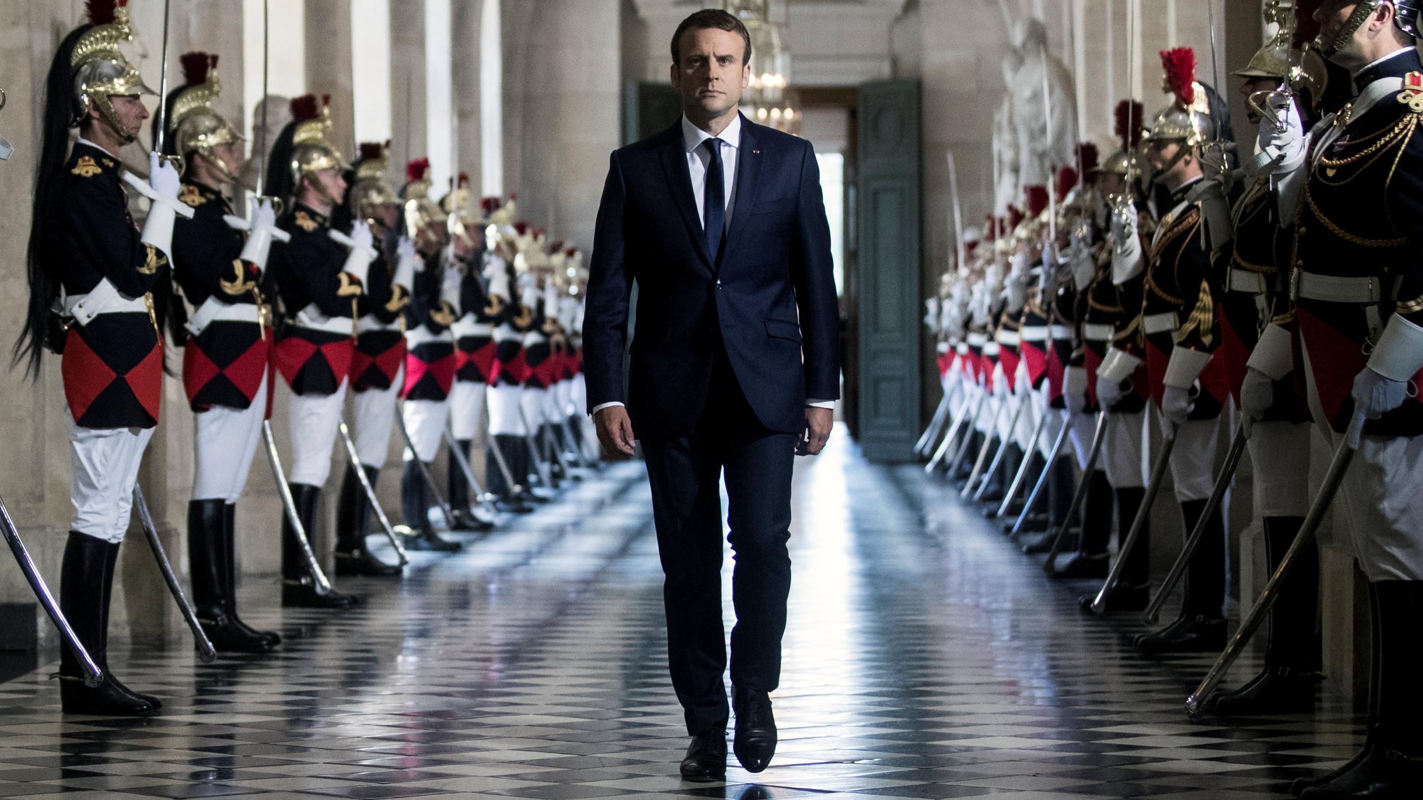 Macron vuole colonizzare l’Italia