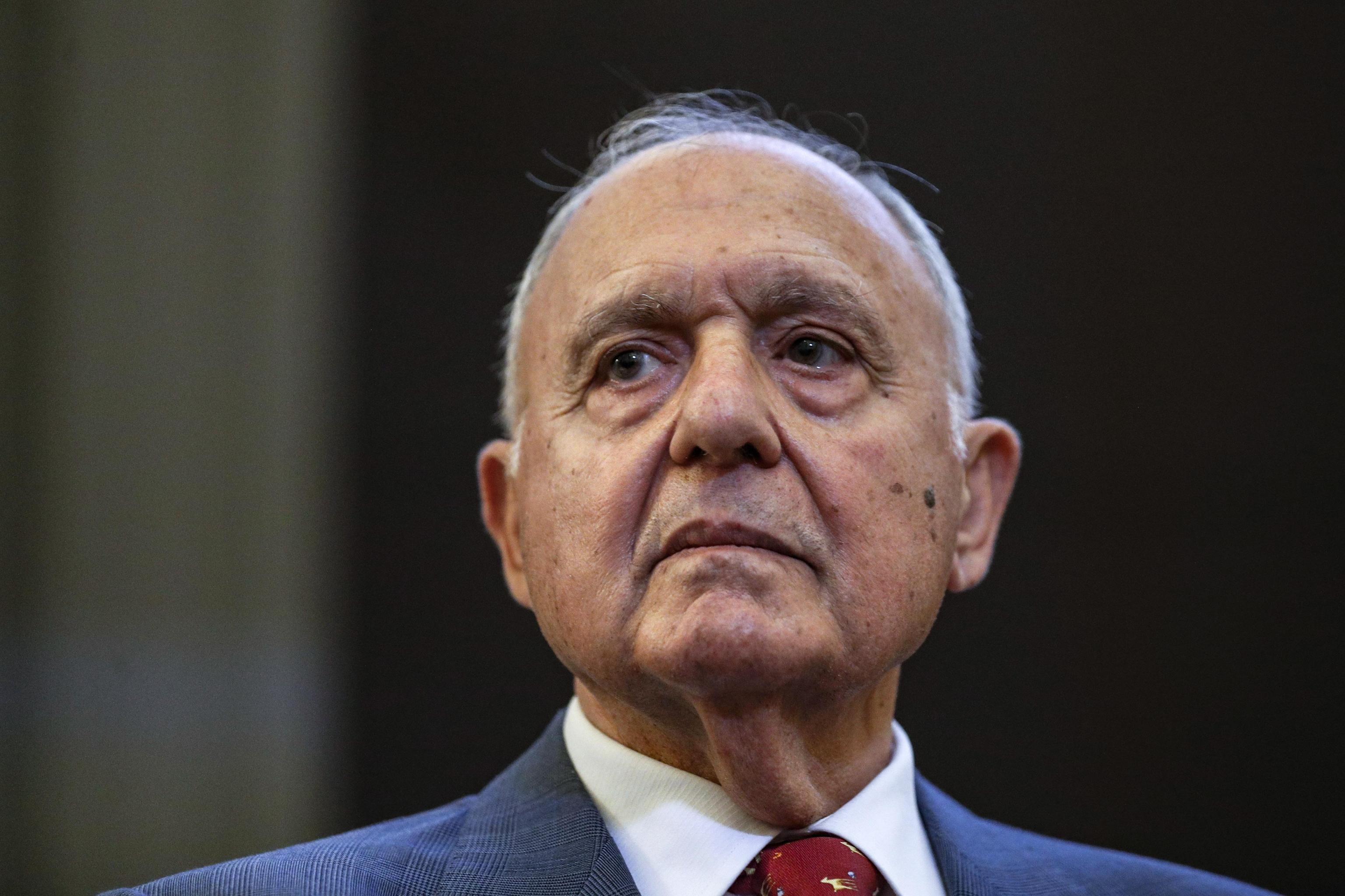 A proposito di Savona