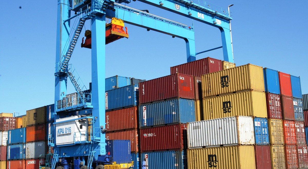 Cina: guerra dazi Usa, Pil trimestre frena a +6,7%