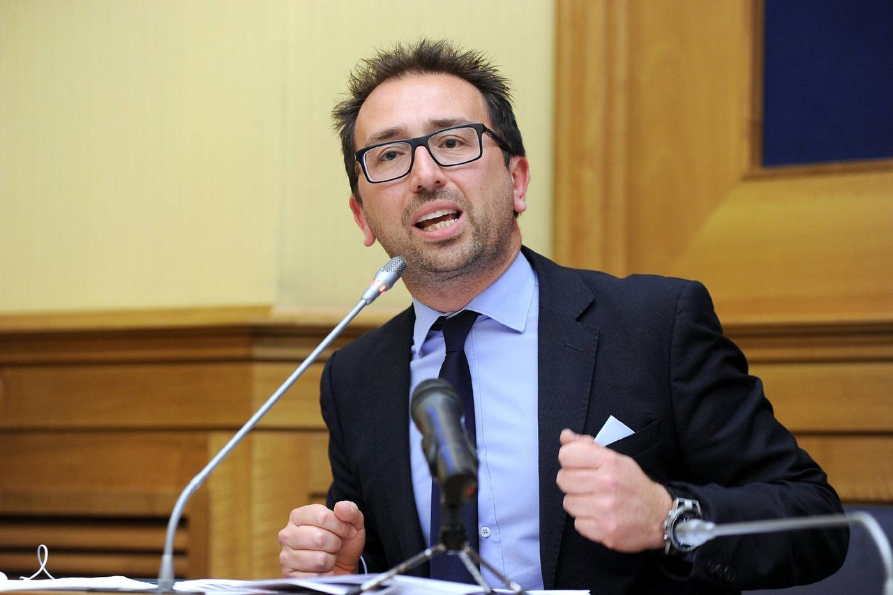 I Cinque Stelle frenano sulla legittima difesa