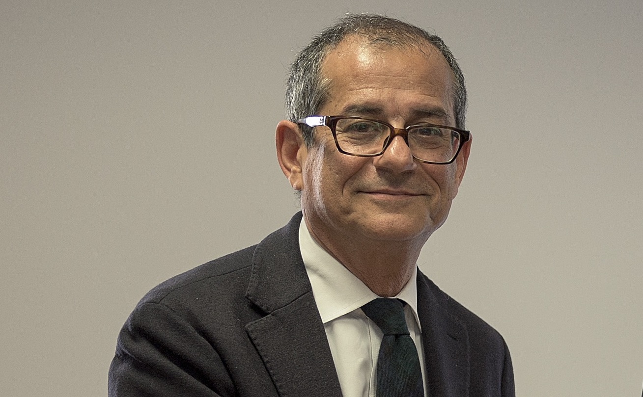 Vertici del Tesoro: la vittoria di Tria