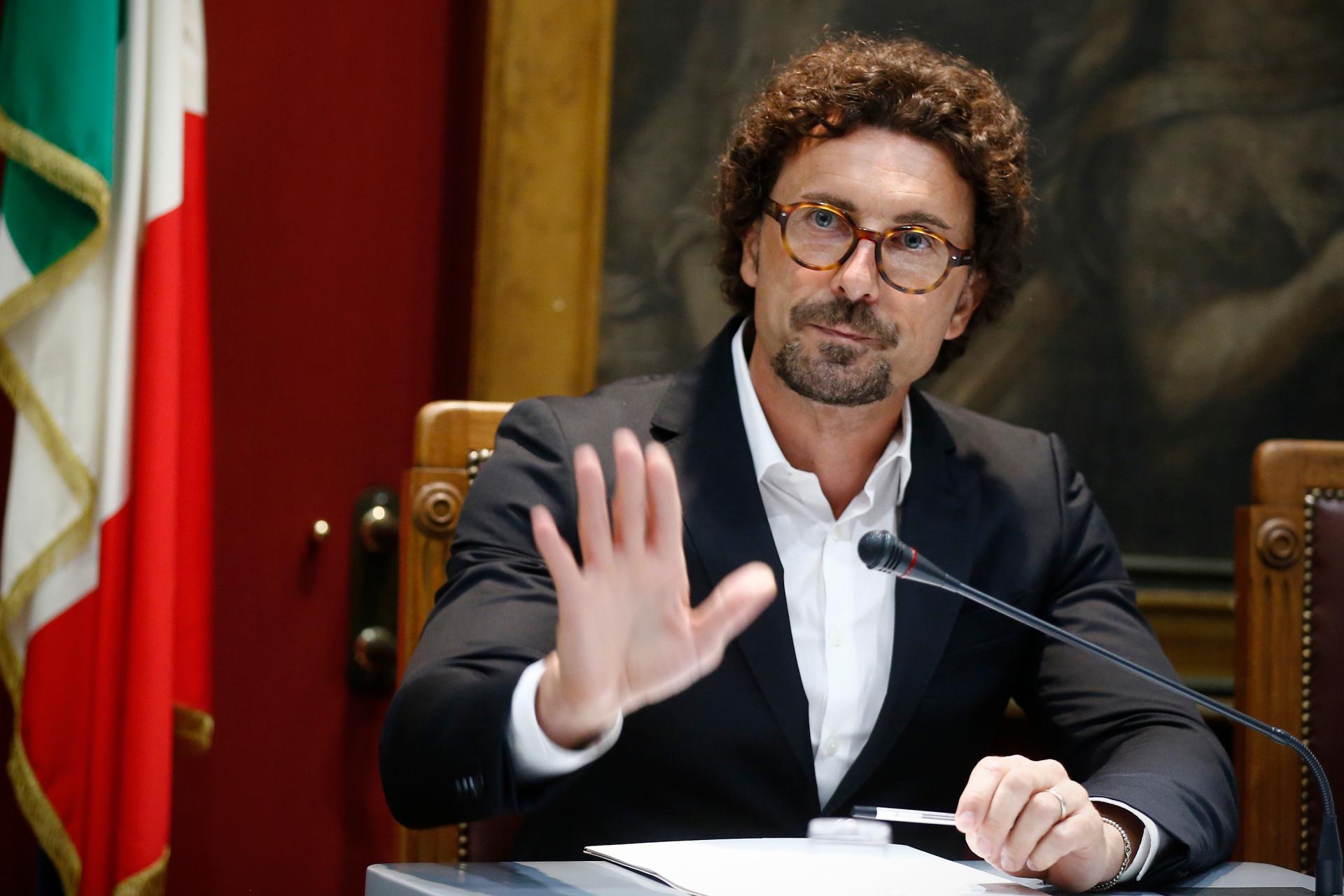 Ponte Morandi, Toninelli: “Basta inseguire emergenze” 