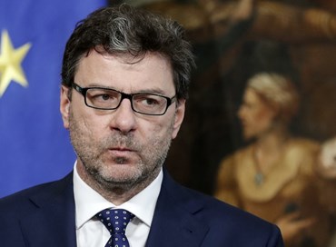 Complottisti di lotta e di governo